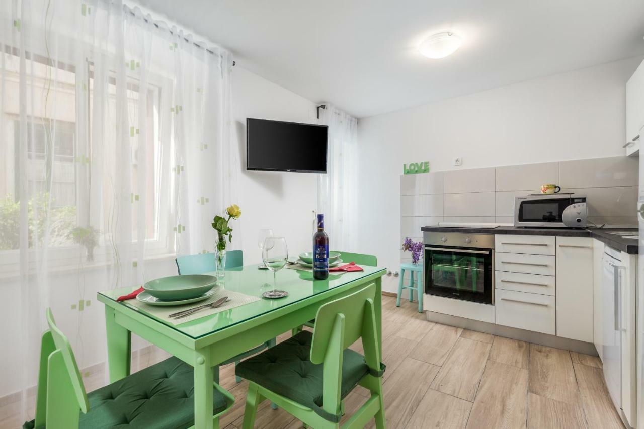 Adeona Apartments Риека Экстерьер фото