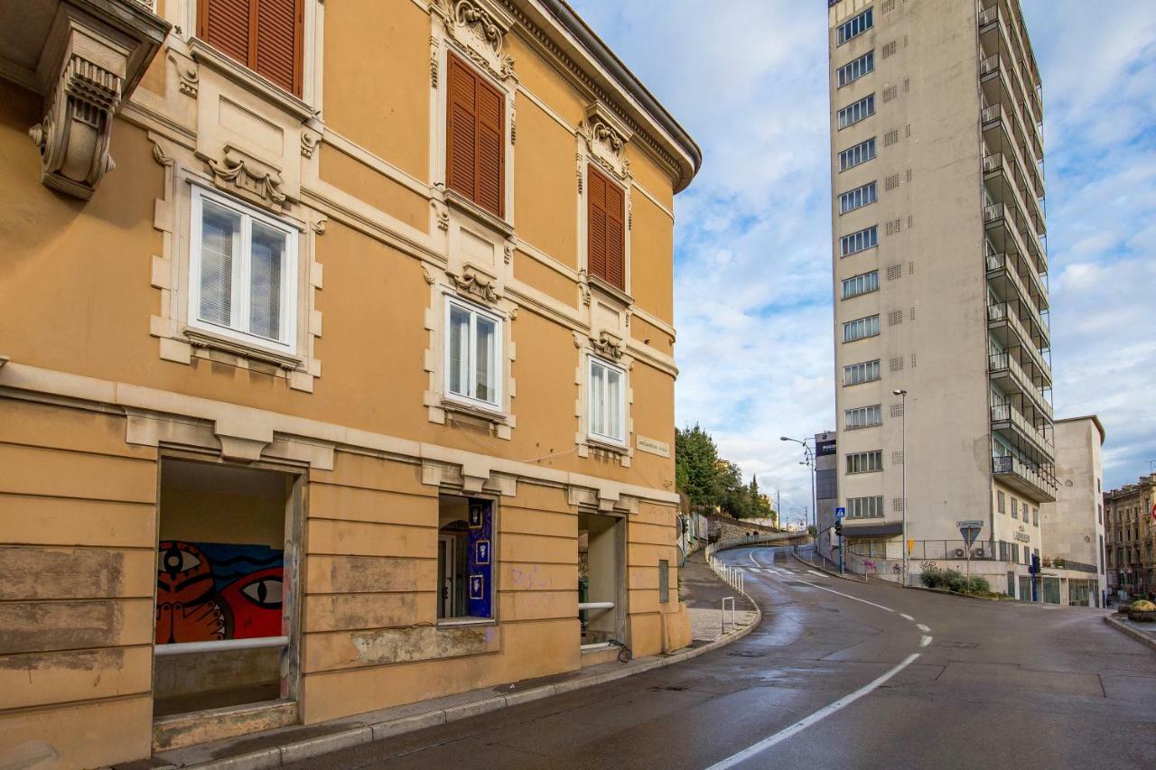 Adeona Apartments Риека Экстерьер фото