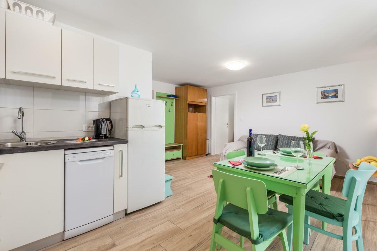 Adeona Apartments Риека Экстерьер фото